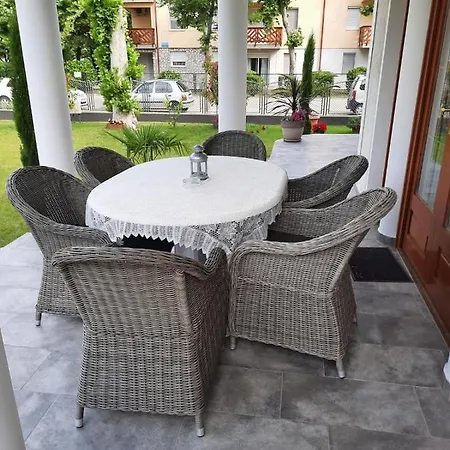 Gabi Apartmanhaz Balatonlelle Buitenkant foto