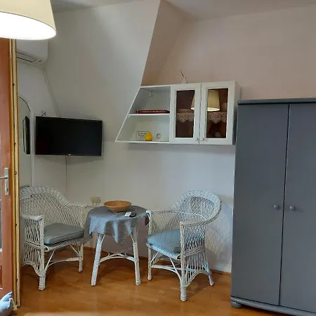 Gabi Apartmanhaz Balatonlelle Buitenkant foto
