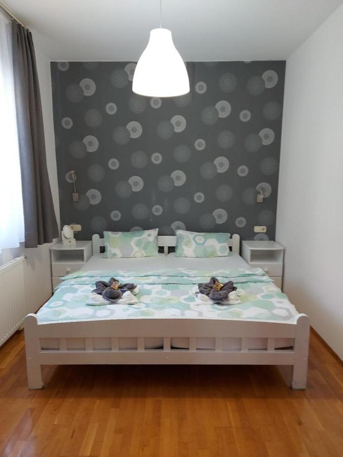 Gabi Apartmanhaz * Balatonlelle